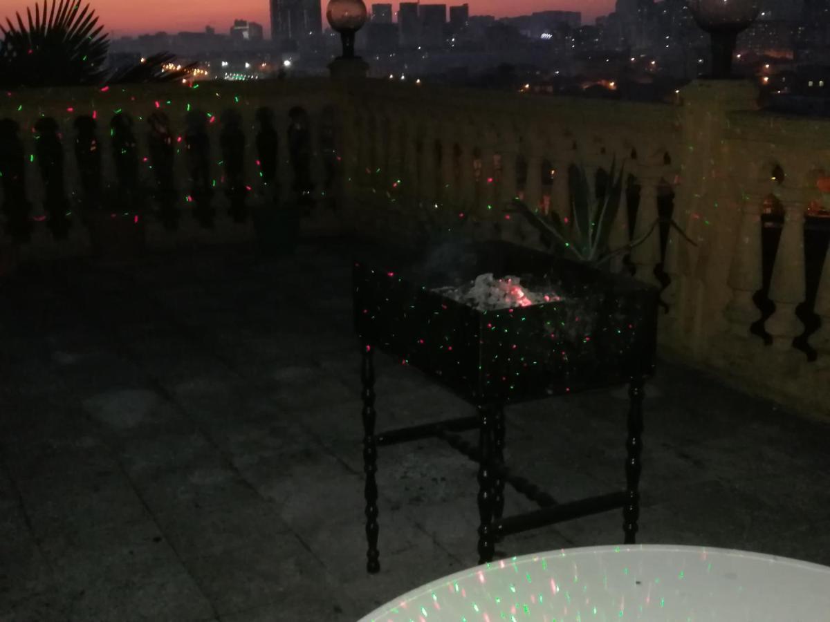 Деревянный Котеж The 1 С Выдом На Город Batumi Esterno foto
